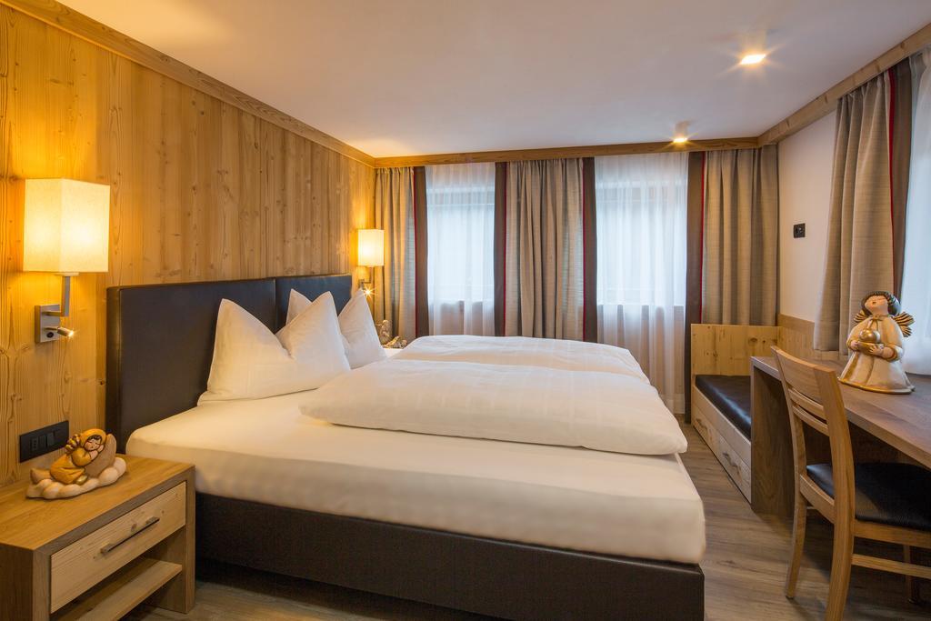 Apartament Ciasa Col Cuch La Villa  Zewnętrze zdjęcie
